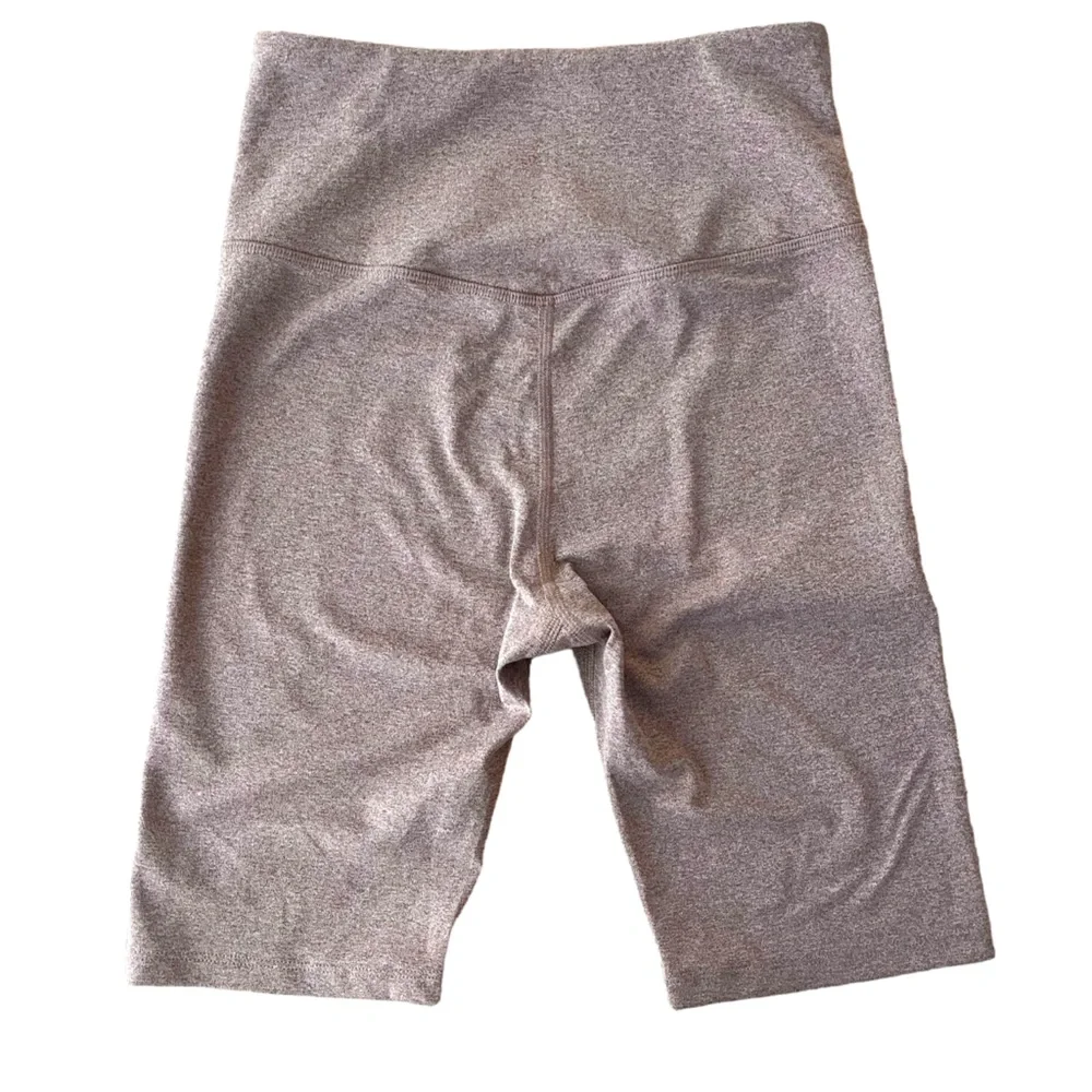 Girlfriend collective muted mauve pink compression biker shorts size‎ small